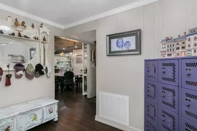 702 S Eagle St, Fredericksburg, TX 78624 - Photo 34