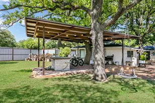 702 S Eagle St, Fredericksburg, TX 78624 - Photo 52