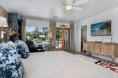 702 S Eagle St, Fredericksburg, TX 78624 - Photo 1