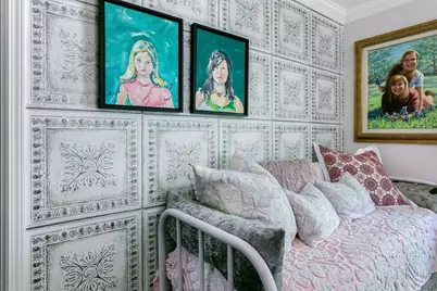 702 S Eagle St, Fredericksburg, TX 78624 - Photo 28