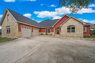 130 Rhum Rd, Kerrville, TX 78028 - Photo 2