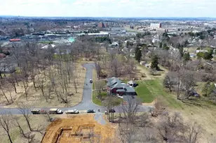 1970 Rosewood Dr, Hanover Twp, PA 18017 - Photo 2