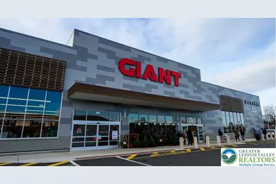 3300 Lehigh Street #508, Salisbury Township, PA 18103 - Photo 2