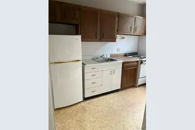 900 Mahantongo Street #5, Pottsville, PA 17901 - Photo 8