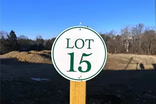 2609 Saddleback Ln, Lower Saucon Township, PA 18015 - Photo 2