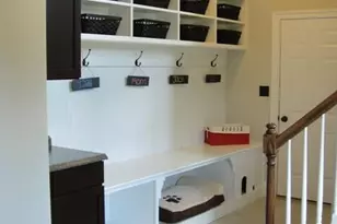 2046 Sunrise Dr, Springfield Twp, PA 18036 - Photo 4