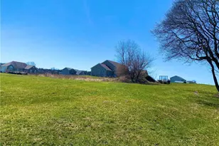 2725 Cobblestone Dr, North Whitehall Twp, PA 18078 - Photo 6