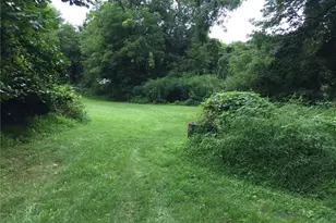 325 Berger Rd, Glendon, PA 18042 - Photo 4