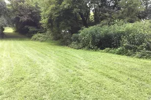 335 Berger Rd, Glendon, PA 18042 - Photo 4