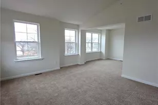 625 Fountain Vw Cir, Upper Macungie Township, PA 18104 - Photo 12