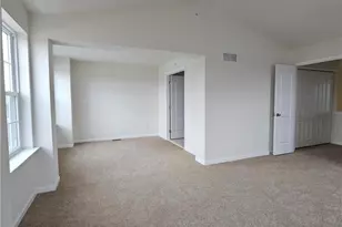 625 Fountain Vw Cir, Upper Macungie Township, PA 18104 - Photo 14