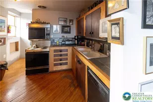 230 Ferry St, Easton, PA 18042 - Photo 10