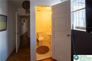 230 Ferry St, Easton, PA 18042 - Photo 6
