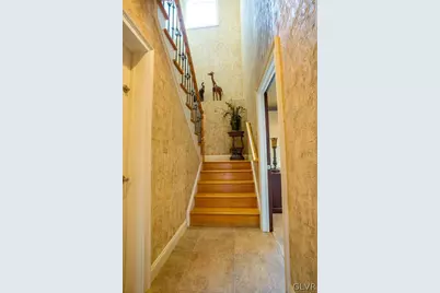 433 Little Creek Drive, Lower Nazareth Twp, PA 18064 - Photo 14