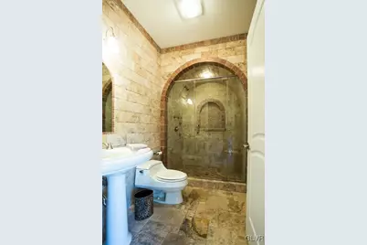 433 Little Creek Drive, Lower Nazareth Twp, PA 18064 - Photo 6