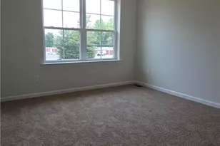 629 Fountain Vw Cir, Upper Macungie Township, PA 18104 - Photo 16