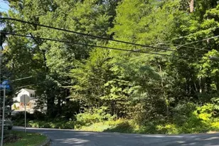 Forest Dr, Nazareth Boro, PA 18064 - Photo 2