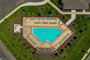 100 Aviv St, Upper Macungie Township, PA 18051 - Photo 2