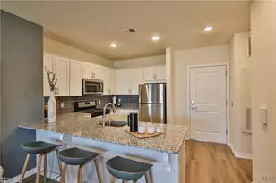 100 Aviv, Upper Macungie Township, PA 18051 - Photo 24