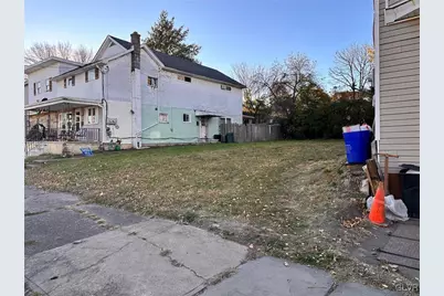 311 N Hyde Park Street, Lackawanna, PA 18504 - Photo 6