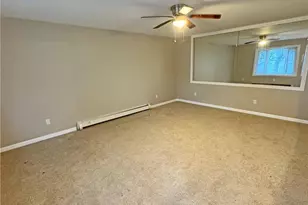 1613 W Congress St, Allentown City, PA 18102 - Photo 6