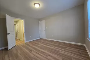 1321 Byfield St, Salisbury Township, PA 18103 - Photo 10