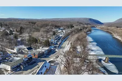 425 Delaware Avenue, Portland Borough, PA 18351 - Photo 84