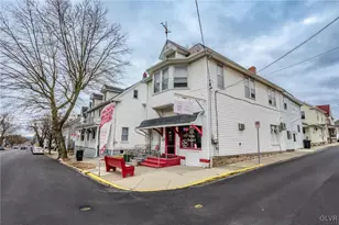 49 N Broad St, Nazareth Boro, PA 18064 - Photo 1