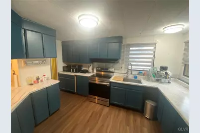 8966 Breinig Run Circle, Upper Macungie Township, PA 18031 - Photo 6