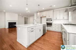 4276 Stonebridge Dr, Upper Saucon Township, PA 18015 - Photo 10