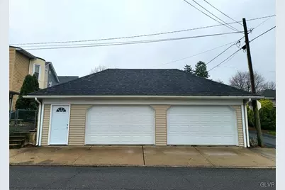 534 Kurtz Street #Garage, Catasauqua Boro, PA 18032 - Photo 2