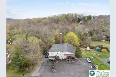 1463 Limeport Pike, Lower Milford Township, PA 18036 - Photo 4