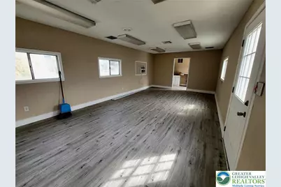 1800 N Dauphin Street, Hanover Twp, PA 18109 - Photo 8