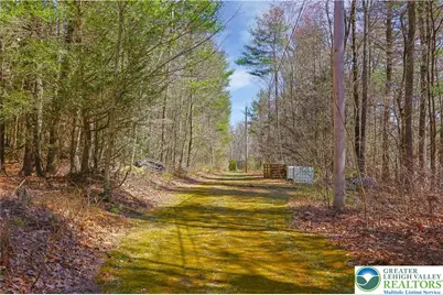 376 Hty Road, Polk Twp, PA 18058 - Photo 4