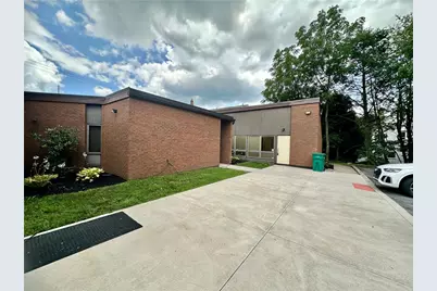 101 S Schanck Avenue, Pen Argyl Boro, PA 18072 - Photo 2
