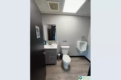 5290 Coplay Road W, Whitehall Twp, PA 18052 - Photo 18