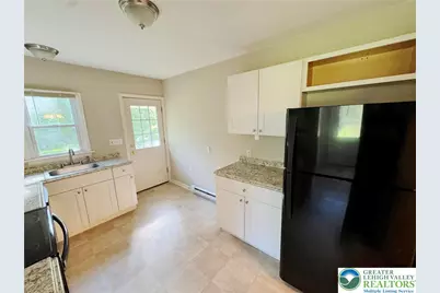 998 Newichawnoe Street, Moore Township, PA 18014 - Photo 4