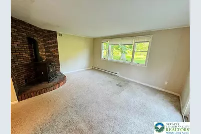 998 Newichawnoe Street, Moore Township, PA 18014 - Photo 2