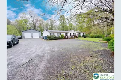 29 Hollyberry Lane, Penn Forrest, PA 18229 - Photo 2