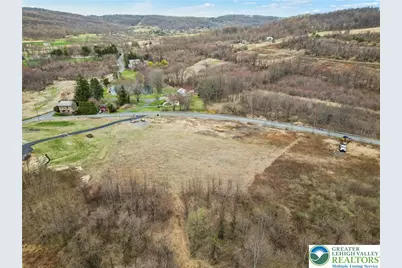 215 Stouts Valley, Williams Township, PA 18042 - Photo 4