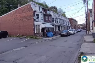 107 Rowe St, Tamaqua Boro, PA 18252 - Photo 2