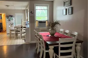 310 E Broad St, Tamaqua Boro, PA 18252 - Photo 2