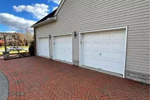 4620 Graystone Dr, Lower Nazareth Twp, PA 18064 - Photo 40