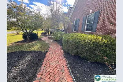 4620 Graystone Drive, Lower Nazareth Twp, PA 18064 - Photo 2