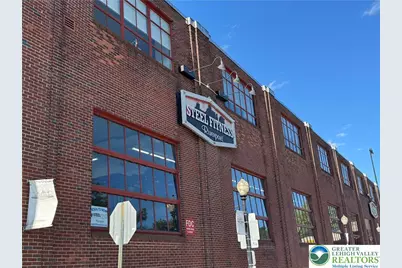 15 W 2nd Street, Bethlehem City, PA 18015 - Photo 2