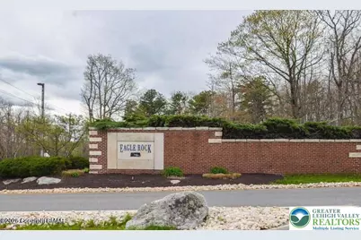 384 Blue Mountain Drive, Luzerne, PA 18202 - Photo 12