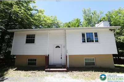 3076 Briarwood, Coolbaugh Twp, PA 18466 - Photo 1