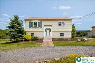 924 Hell Hollow Rd, Polk Twp, PA 18058 - Photo 2