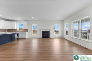 4929 Farrcroft Dr, Forks Twp, PA 18078 - Photo 8