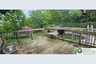 2463 Hillside Avenue, Wilson Boro, PA 18042 - Photo 28